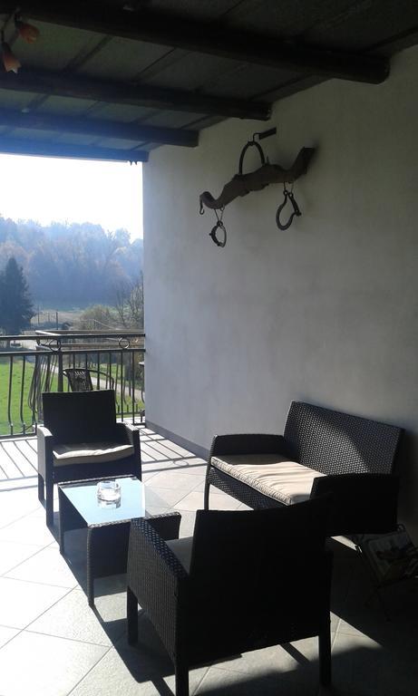 B&B La Coccarda CastellʼAlfero Kültér fotó