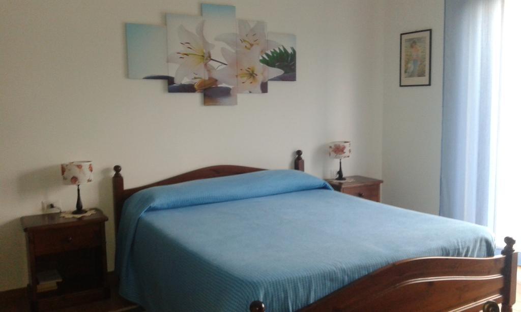 B&B La Coccarda CastellʼAlfero Szoba fotó